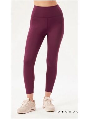 Girlfriend Collective High Rise Compressive Pocket Crop Legging, Medium